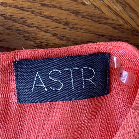 Astr pleat back swing tank top Coral - Picture 6 of 7